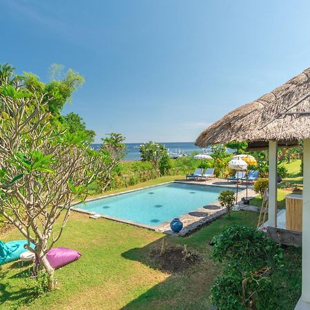 Absolute Beach Front Villa Umeanyar Bagian luar foto