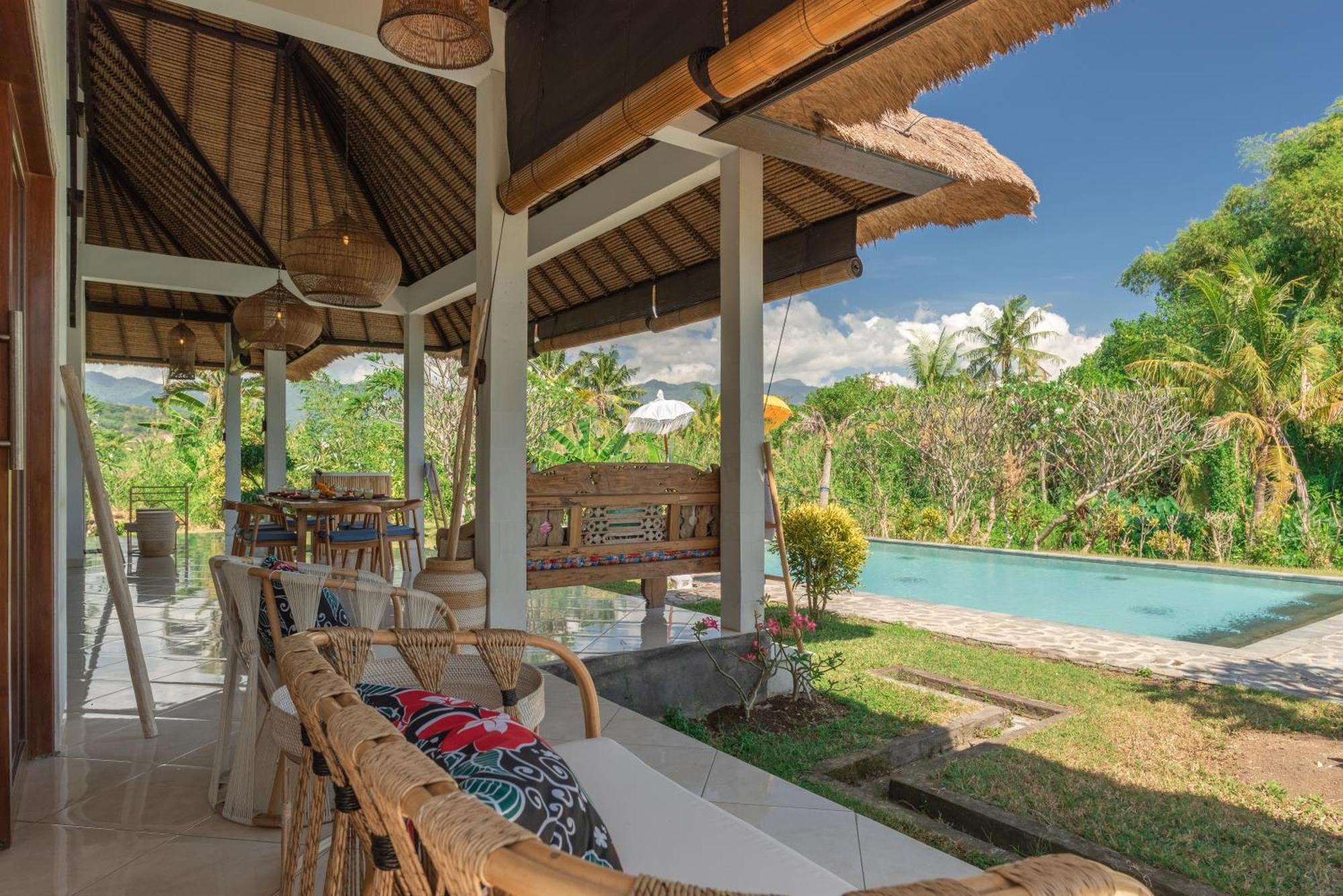 Absolute Beach Front Villa Umeanyar Bagian luar foto
