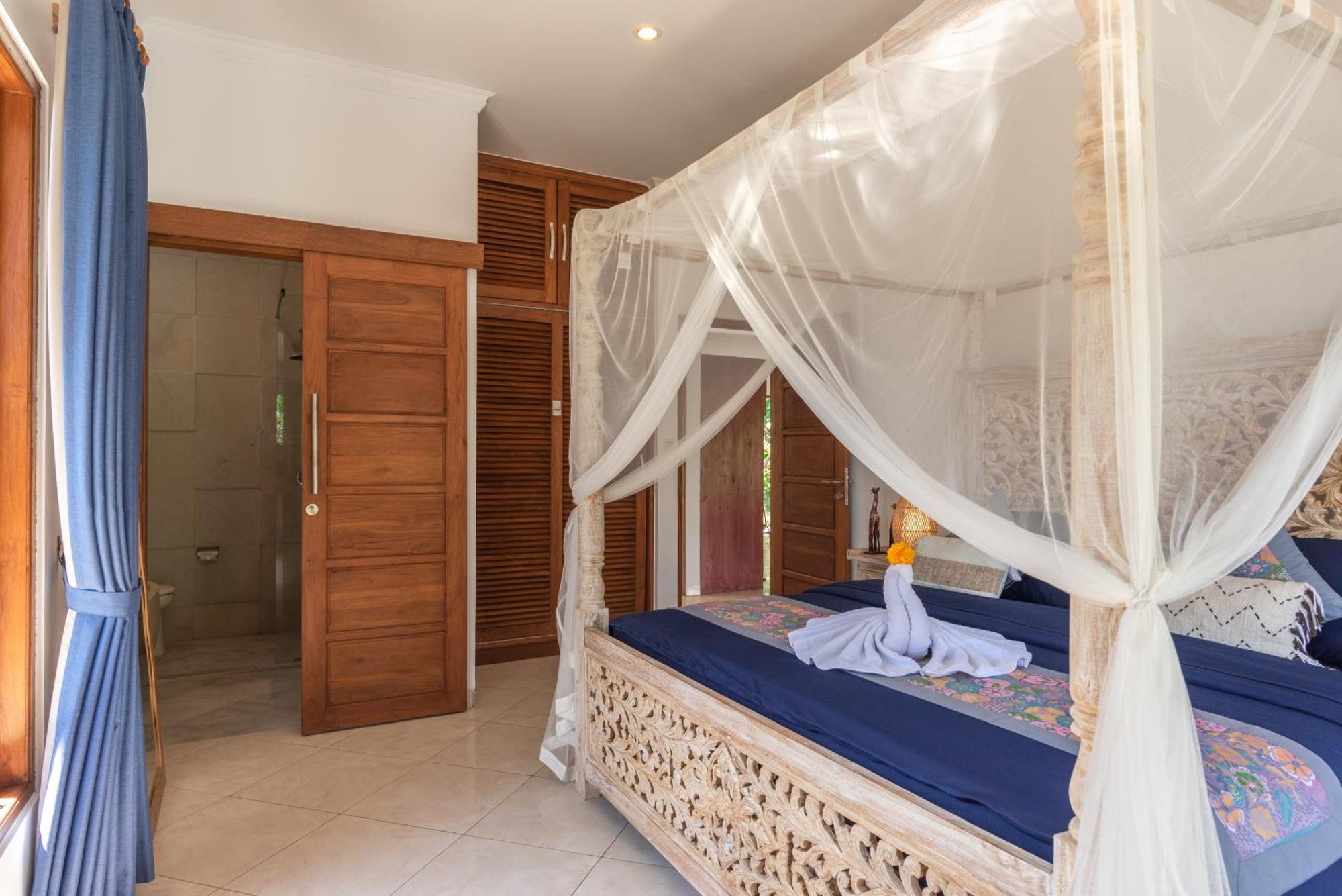 Absolute Beach Front Villa Umeanyar Bagian luar foto