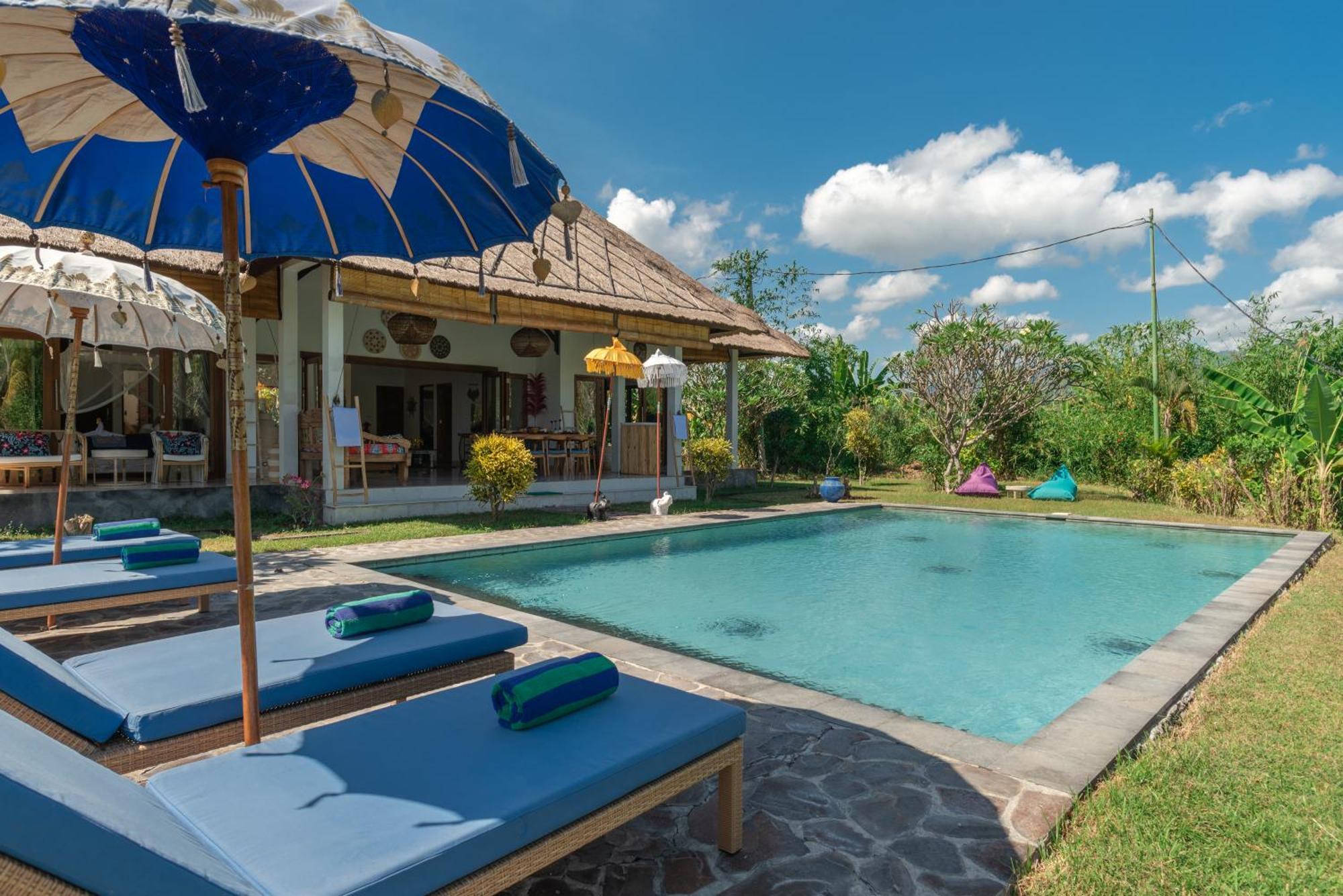 Absolute Beach Front Villa Umeanyar Bagian luar foto