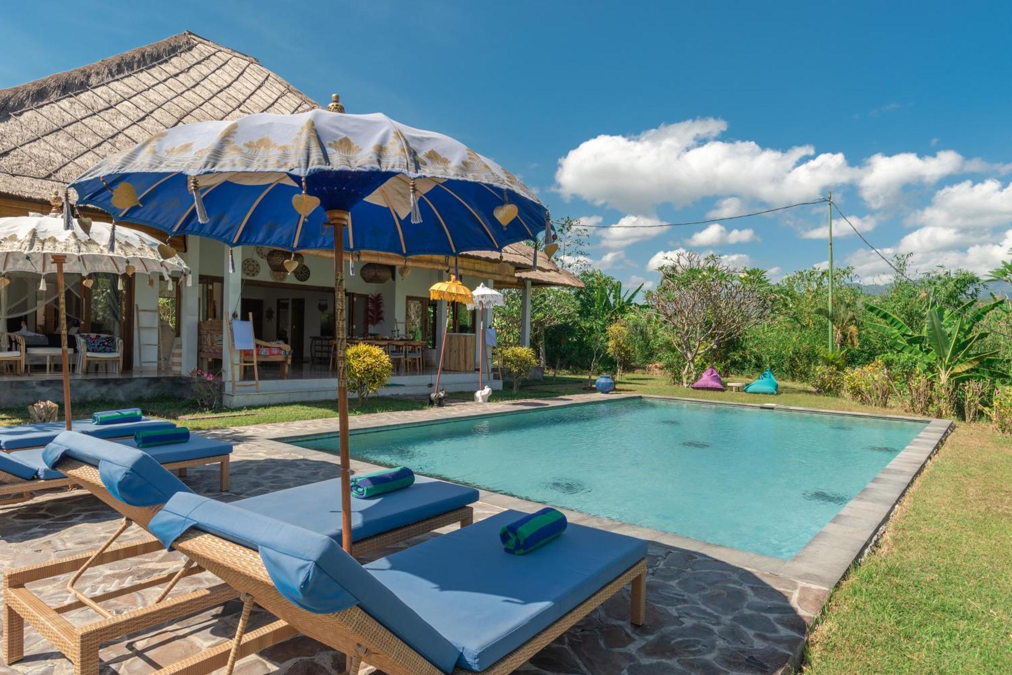 Absolute Beach Front Villa Umeanyar Bagian luar foto