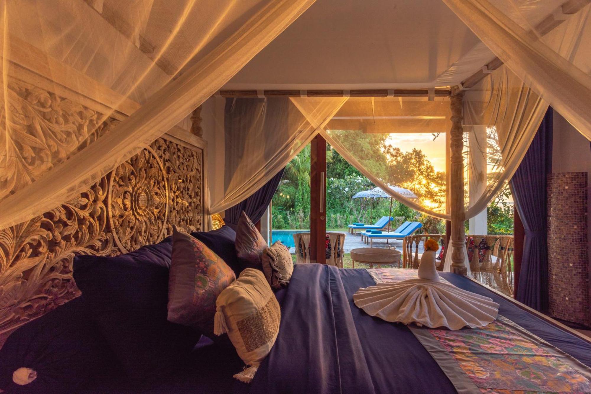 Absolute Beach Front Villa Umeanyar Bagian luar foto