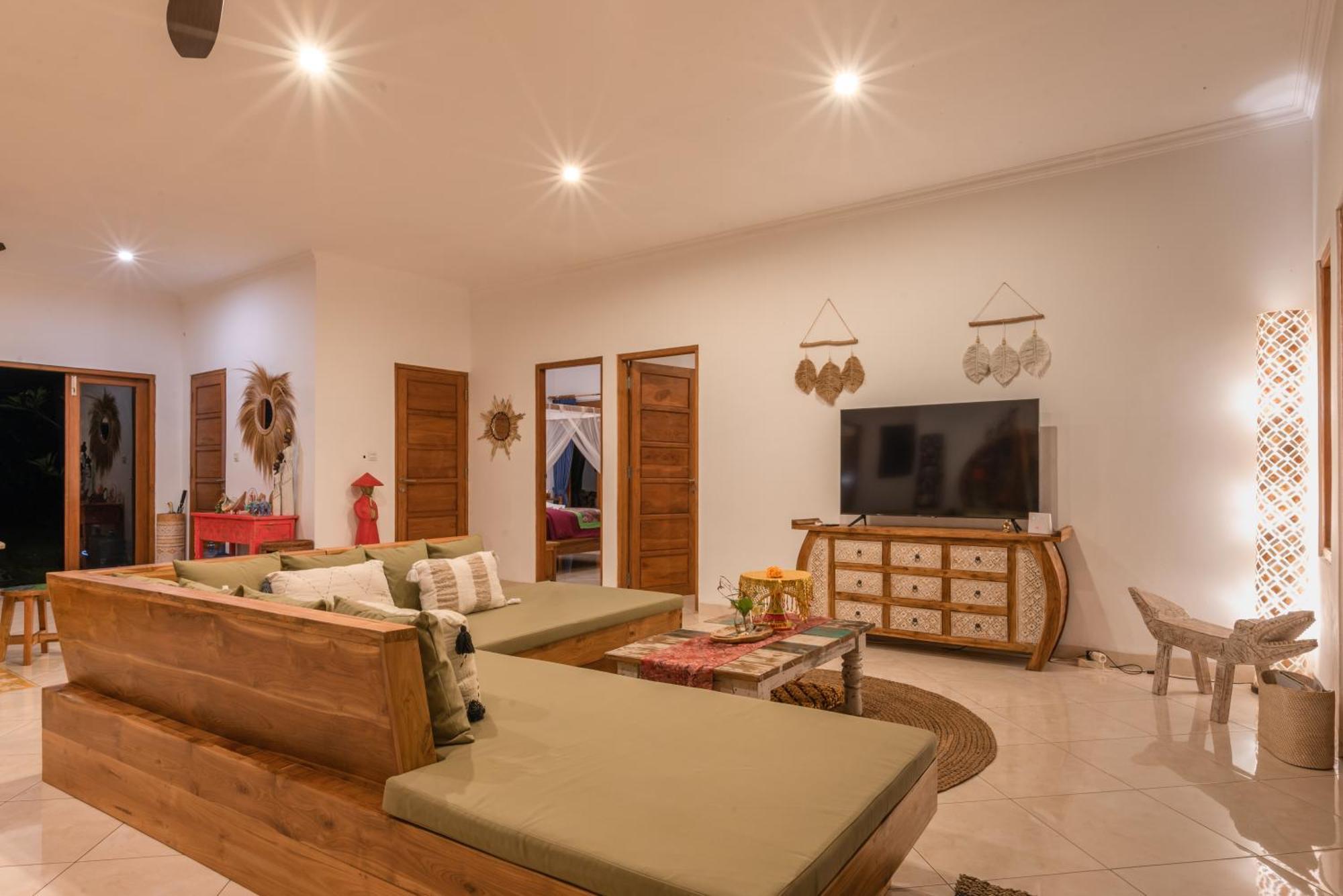 Absolute Beach Front Villa Umeanyar Bagian luar foto