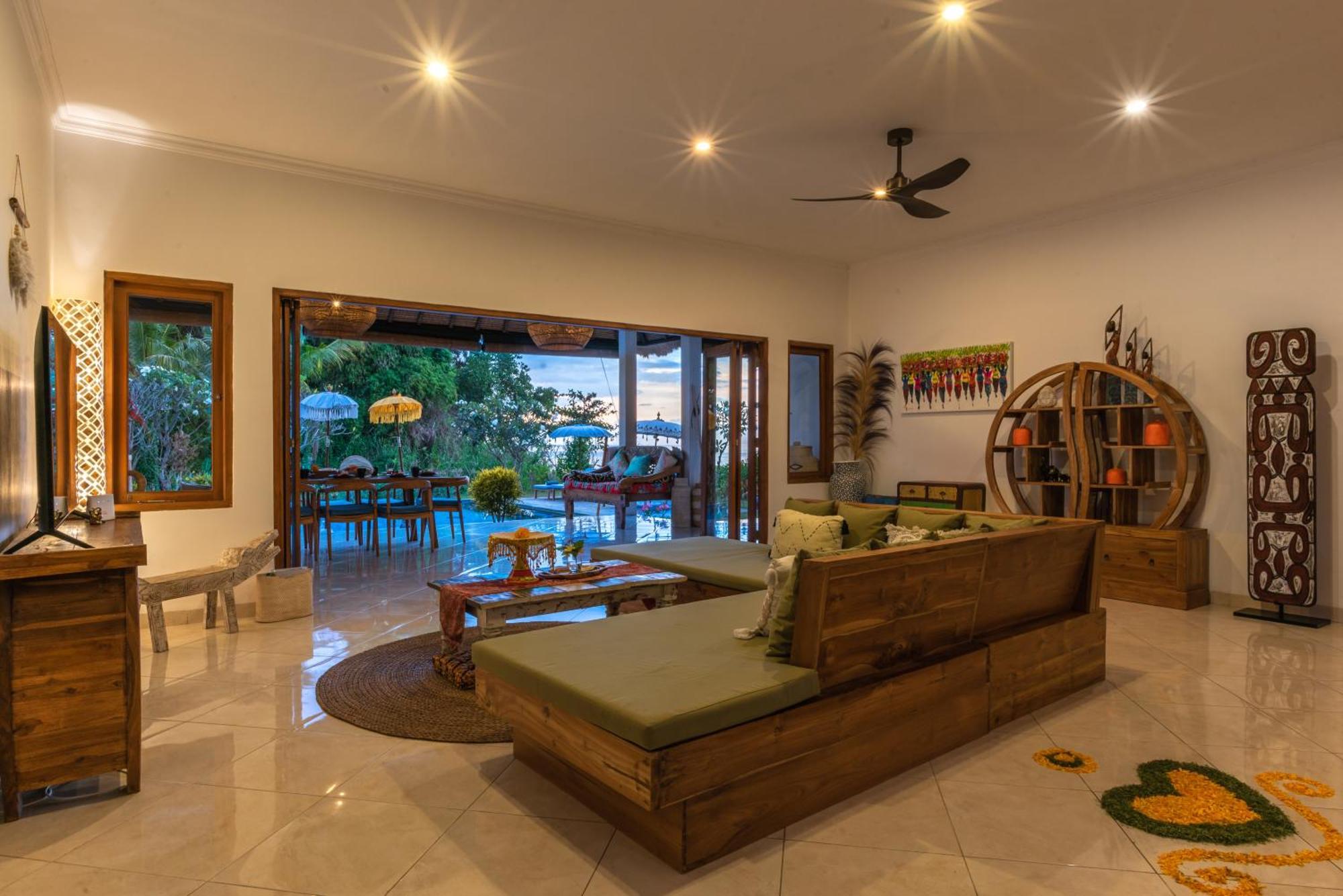 Absolute Beach Front Villa Umeanyar Bagian luar foto